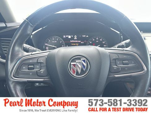 Certified 2023 Buick Envision Avenir AWD/4WD image 13