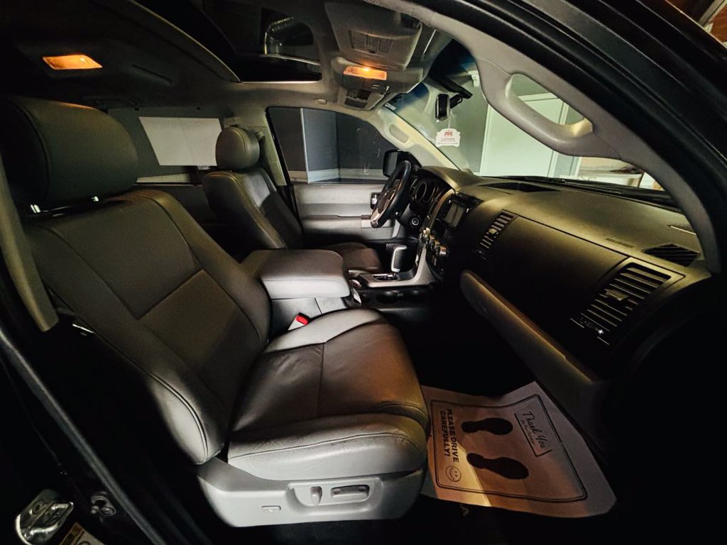 Used 2015 Toyota Sequoia Limited AWD/4WD image 42