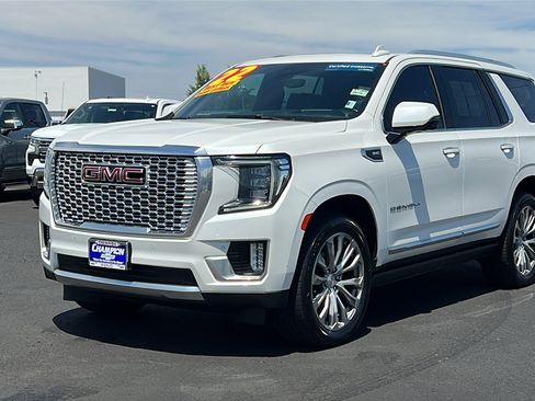 Certified 2022 GMC Yukon Denali w/ Denali Ultimate Package AWD/4WD image 1