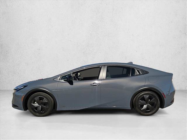 Used 2025 Toyota Prius LE AWD/4WD image 9