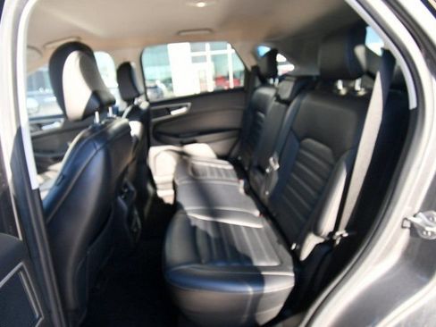 Used 2023 Ford Edge SEL AWD/4WD image 14