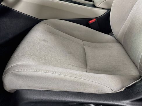 Certified 2023 Honda Accord EX image 18