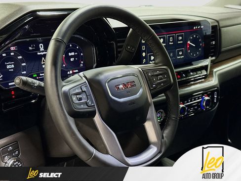 Used 2024 GMC Sierra 1500 Elevation AWD/4WD image 14