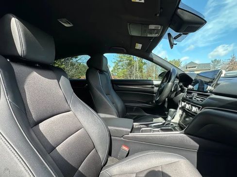 Used 2019 Honda Accord Sport image 34
