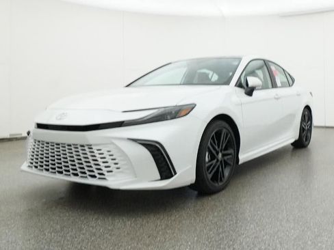 New 2026 Toyota Camry XSE image 32