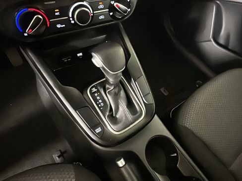 Used 2024 Kia Soul LX FWD image 21