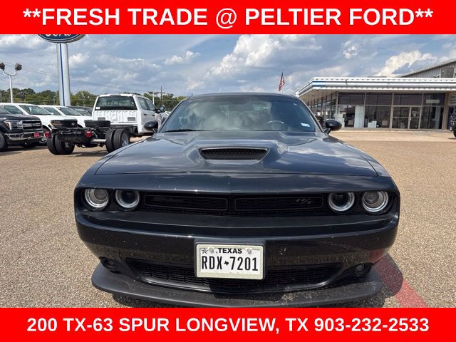 Used 2021 Dodge Challenger R/T w/ Blacktop Package RWD image 2