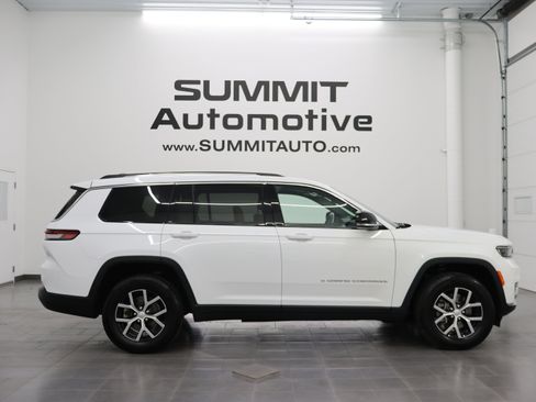 Used 2023 Jeep Grand Cherokee L Limited w/ Trailer Tow Group (B) AWD/4WD image 1