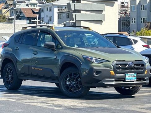 Used 2026 Subaru Crosstrek 2.5i Wilderness image 2