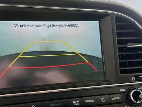 Used 2017 Hyundai Elantra Limited w/ Limited Tech Package 04 image 23