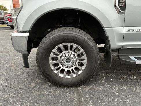 Used 2022 Ford F350 XLT w/ XLT Premium Package image 13