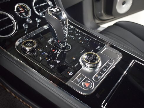 New 2025 Bentley Continental GT image 31