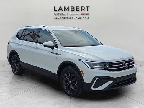 Used 2024 Volkswagen Tiguan SE AWD/4WD image 7