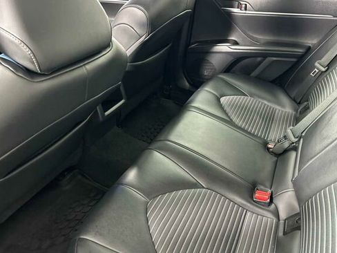 Used 2023 Toyota Camry SE image 13