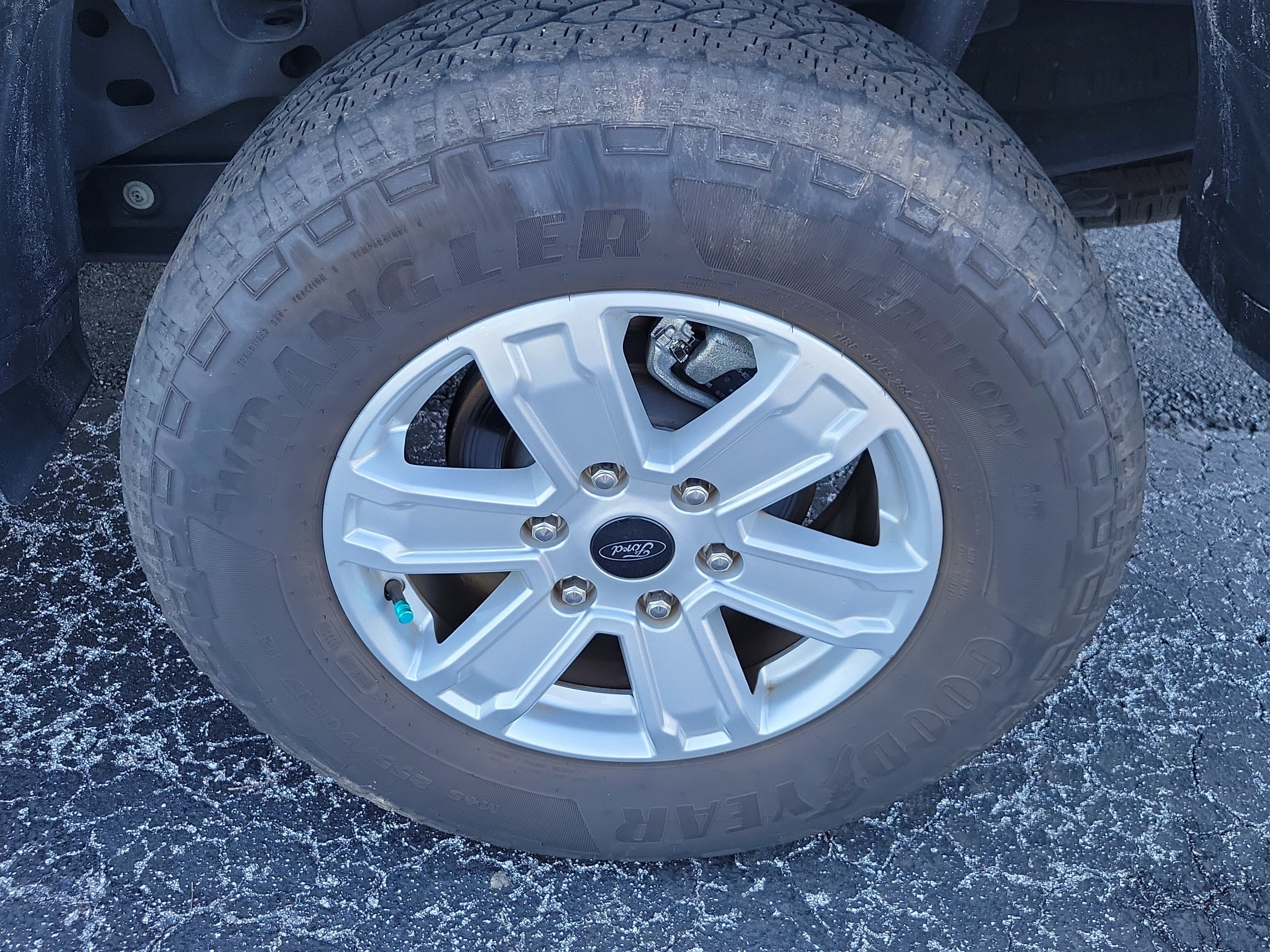 Used 2025 Ford Ranger XL RWD image 7