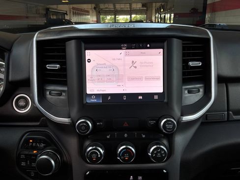 Used 2023 RAM 1500 Lone Star AWD/4WD image 30