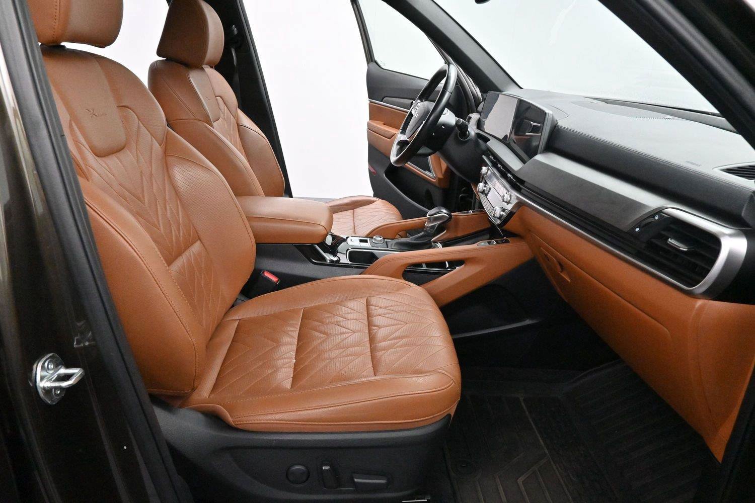 Used 2024 Kia Telluride EX X-Line AWD/4WD image 38