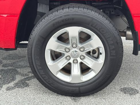 Used 2024 RAM 1500 Laramie RWD image 19