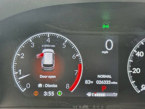 Used 2024 Honda Pilot Touring image 17