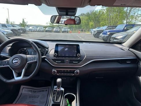 Used 2023 Nissan Altima 2.5 SV image 26