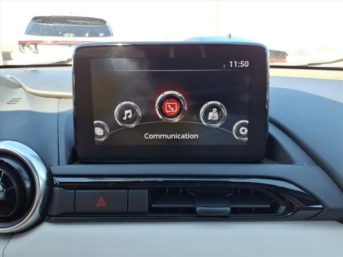 Used 2021 MAZDA MX-5 Miata RF Grand Touring image 6