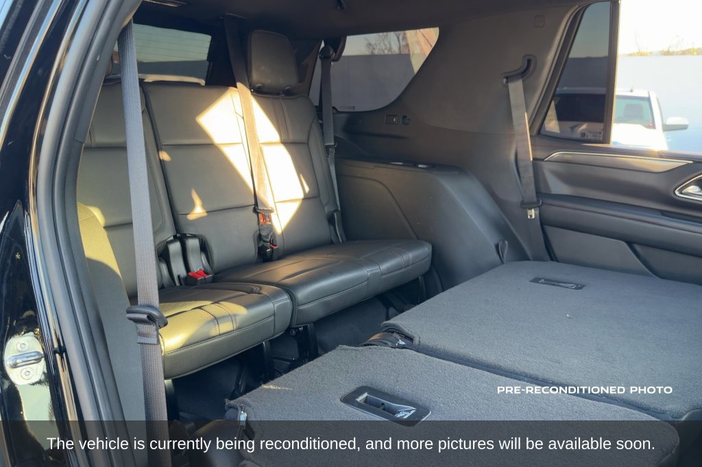 Used 2023 Chevrolet Tahoe RST RWD image 13