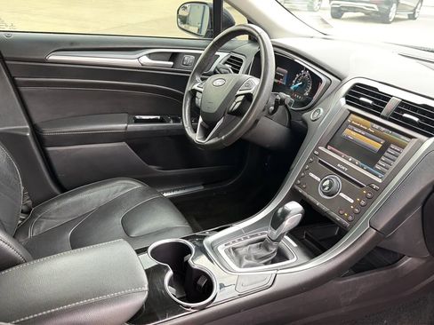 Used 2016 Ford Fusion Titanium FWD image 69