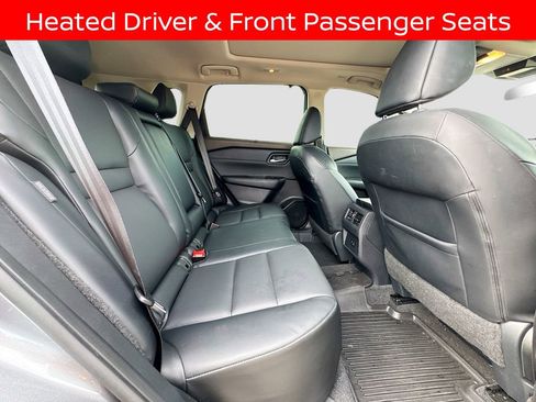 Used 2022 Nissan Rogue SV w/ SV Premium Package FWD image 23