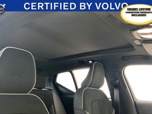 Certified 2025 Volvo XC40 B5 Plus image 23