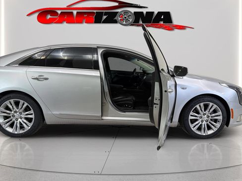 Used 2019 Cadillac XTS Luxury FWD image 14
