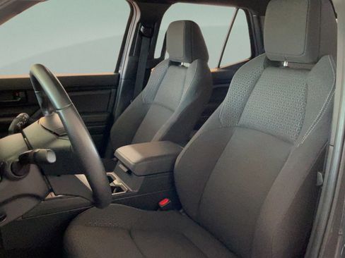 Certified 2025 Toyota 4Runner SR5 AWD/4WD image 22