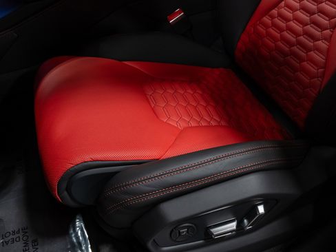 Used 2021 Lamborghini Urus image 46