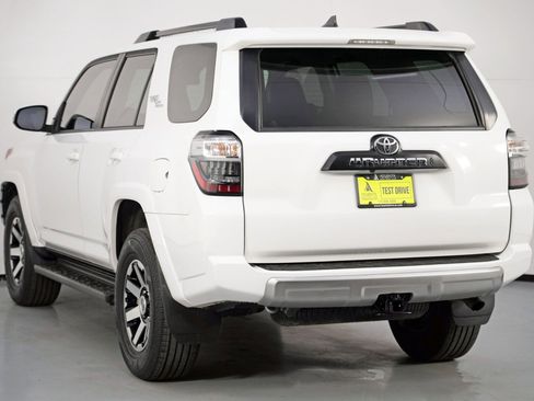 Used 2022 Toyota 4Runner TRD Off-Road Premium image 47
