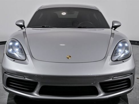 Used 2018 Porsche 718 Cayman S image 4