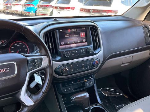 Used 2015 GMC Canyon SLT w/ Driver Alert Package image 7