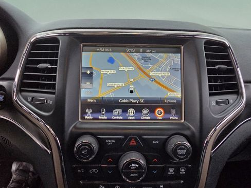 Used 2017 Jeep Grand Cherokee Limited w/ Luxury Group II image 15