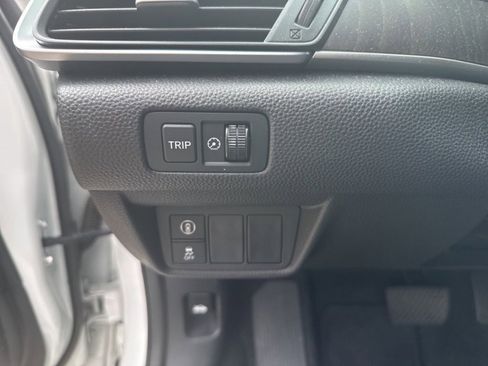 Used 2018 Honda Accord EX-L image 16