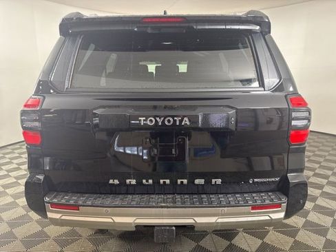 Used 2025 Toyota 4Runner Limited image 22
