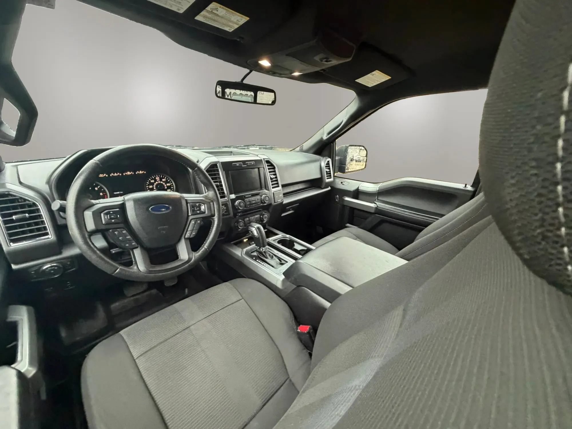 Used 2015 Ford F150 XLT w/ Equipment Group 302A Luxury AWD/4WD image 18