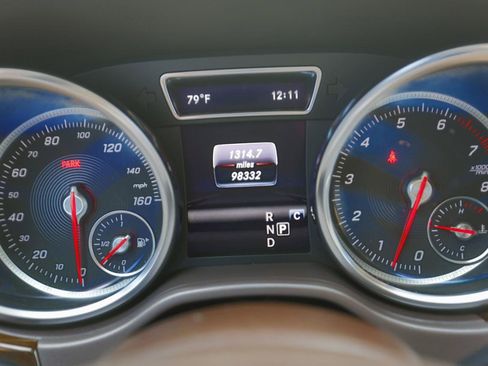 Used 2019 Mercedes-Benz GLE 400 4MATIC w/ Premium 1 Package image 7