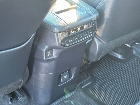 Used 2024 Toyota Grand Highlander AWD Hybrid image 39