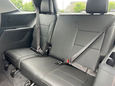 Used 2021 Chevrolet Traverse Premier w/ Redline Edition FWD image 34