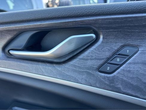 Used 2022 Jeep Grand Cherokee Limited 4xe image 35