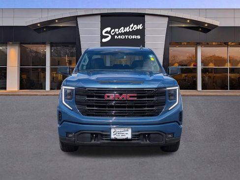 Used 2024 GMC Sierra 1500 Elevation image 8