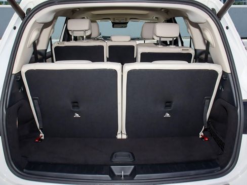 Used 2020 Mercedes-Benz GLB 250 image 13