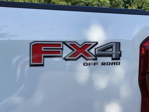 Certified 2024 Ford F250 Limited w/ FX4 Off-Road Package AWD/4WD image 13