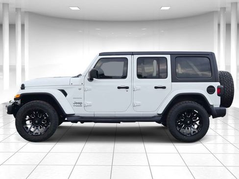 Used 2020 Jeep Wrangler Unlimited Sahara AWD/4WD image 2
