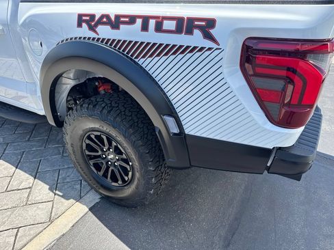 Used 2026 Ford F150 Raptor AWD/4WD image 7