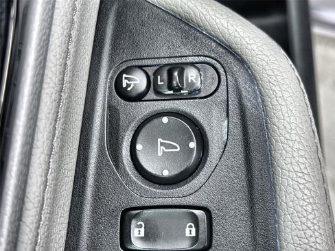 Used 2019 Honda Odyssey Elite image 16