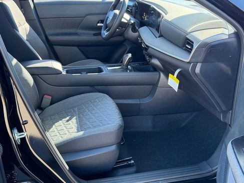 New 2026 Nissan Kicks SV w/ SV Premium Package FWD image 25